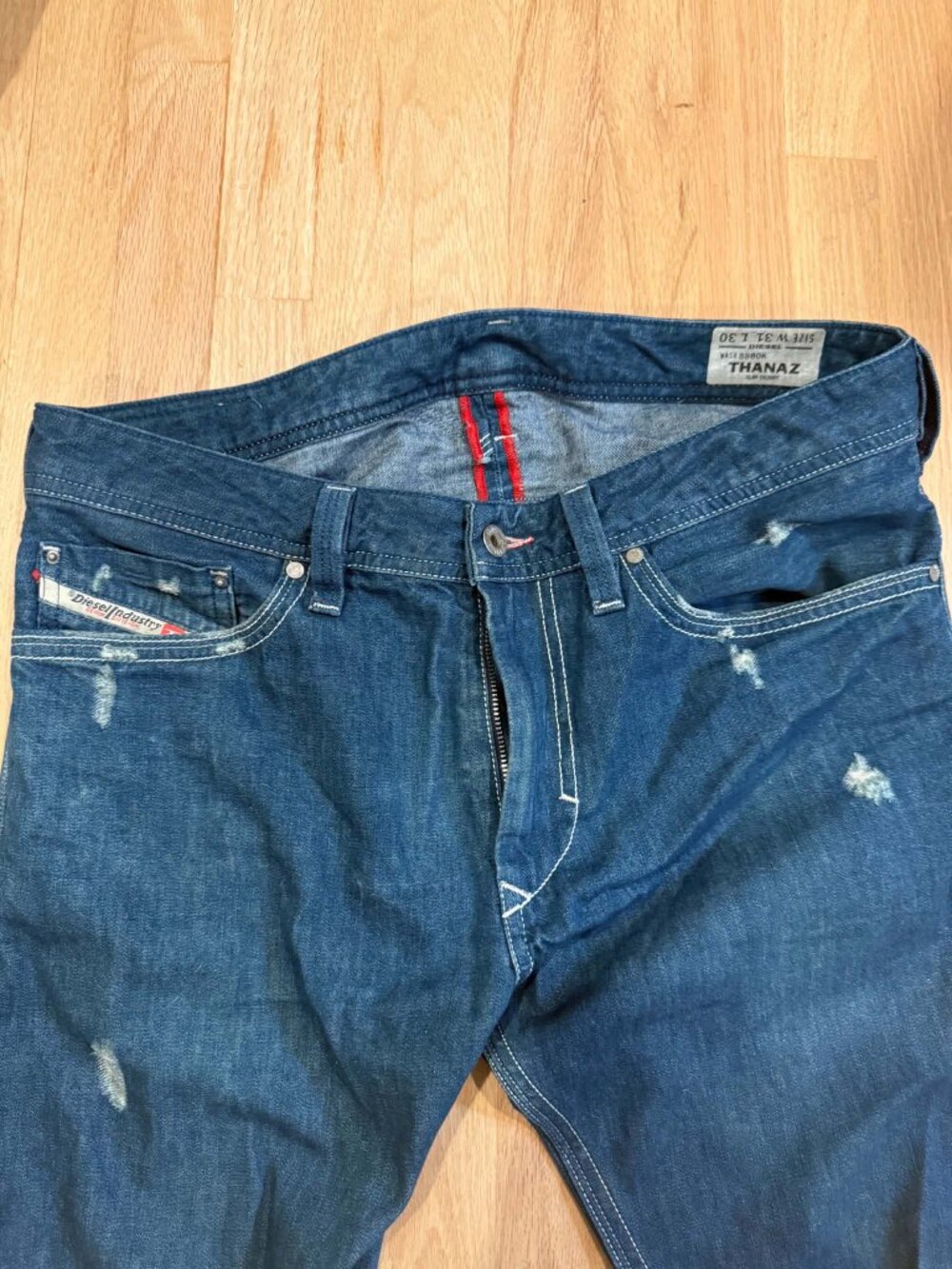 Diesel Thanaz 3D 8880K Slim Skinny Jeans Dark Wash Distressed 31x30